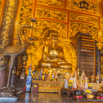 Tượng phật dát vàng to nhất tại chùa Bái Đính.
