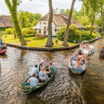 Giethoorn một trong những ngôi làng đẹp nhất thế giới, làng Giethoorn của Hà Lan hiện lên như một thế giới cổ tích giữa đời thực.